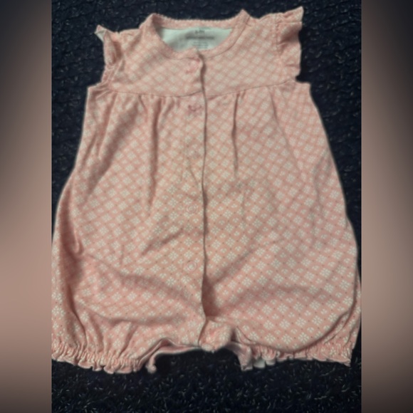 Baby Girl Romper Bundle 6–9 Months | Carter’s, Honest Baby | 7 Pieces - Picture 6 of 8